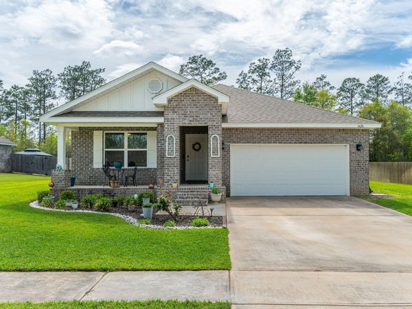 6626 Spyglass Hill Road, Laurel Hill, FL 32567