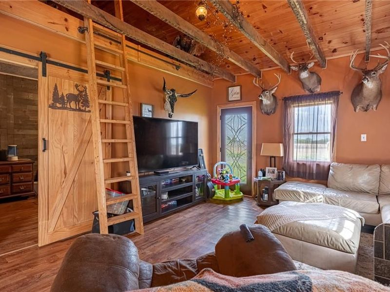 6184 Hanley Road, Jefferson Township, OH 45335 Photo 10