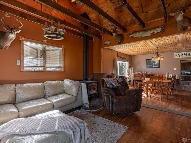 6184 Hanley Road, Jefferson Township, OH 45335 Photo 11