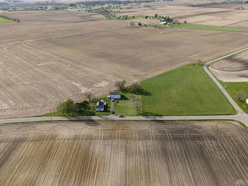 6184 Hanley Road, Jefferson Township, OH 45335 Photo 3