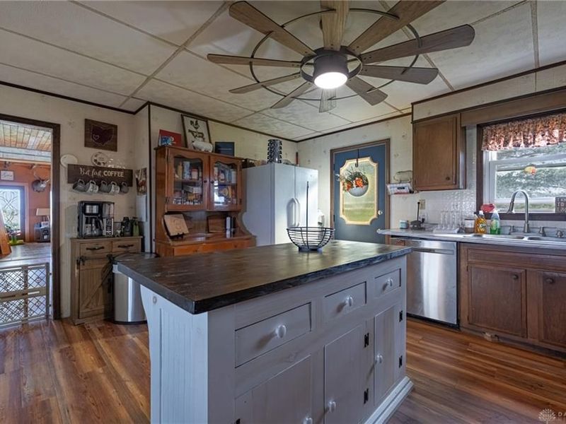 6184 Hanley Road, Jefferson Township, OH 45335 Photo 5