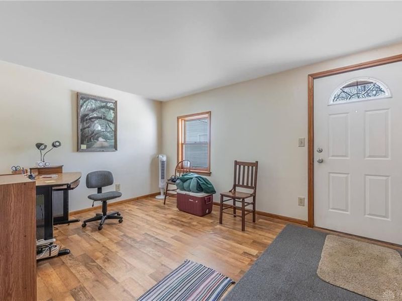 1712 N Dixie Drive, Vandalia, OH 45414 Photo 2