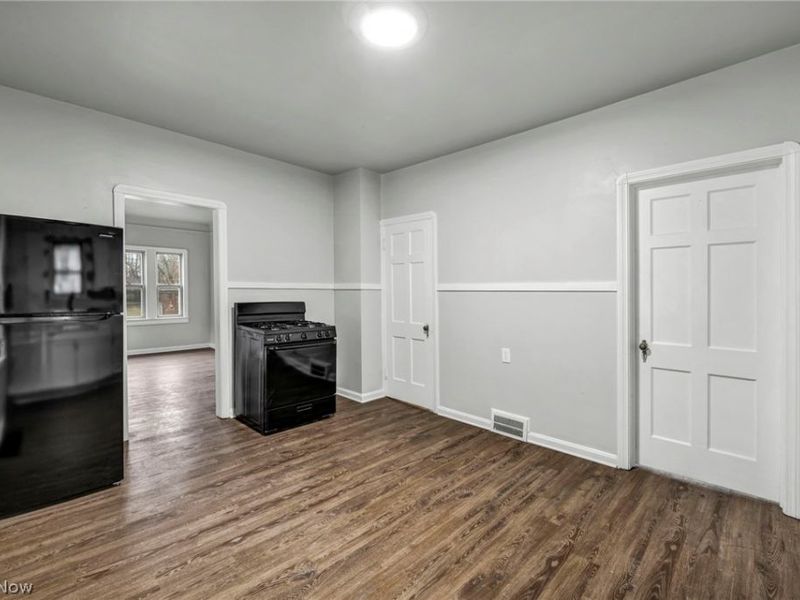 6610 Clark Avenue, Cleveland, OH 44102 Photo 11