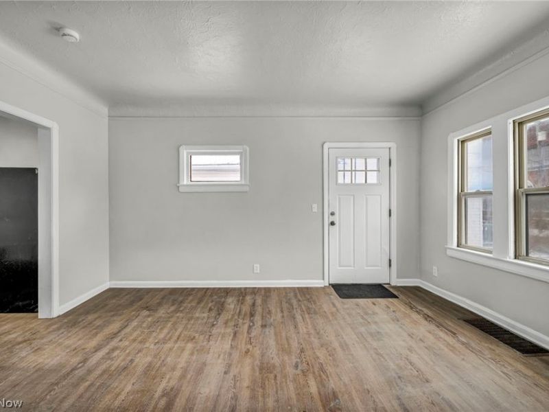 6610 Clark Avenue, Cleveland, OH 44102 Photo 13