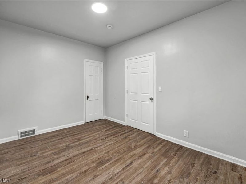 6610 Clark Avenue, Cleveland, OH 44102 Photo 15