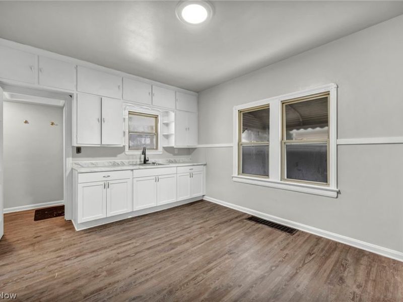 6610 Clark Avenue, Cleveland, OH 44102 Photo 15