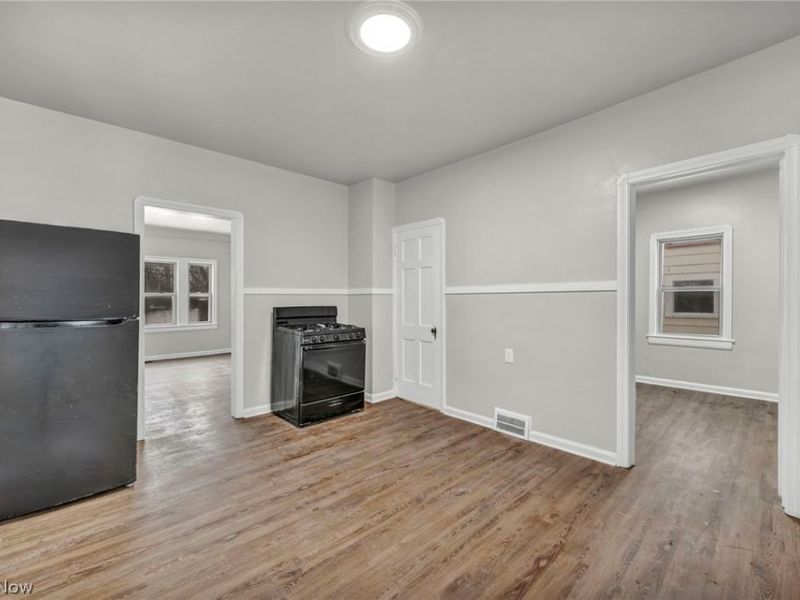 6610 Clark Avenue, Cleveland, OH 44102 Photo 17