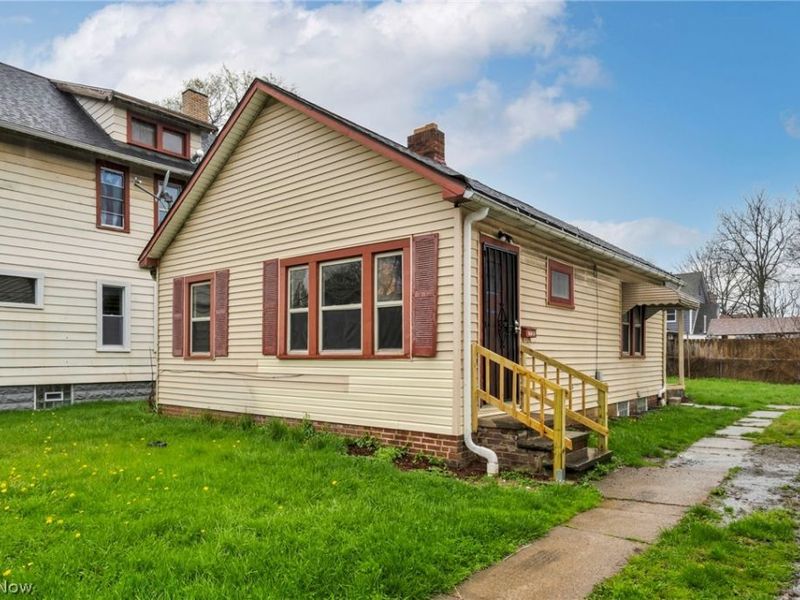 6610 Clark Avenue, Cleveland, OH 44102 Photo 2