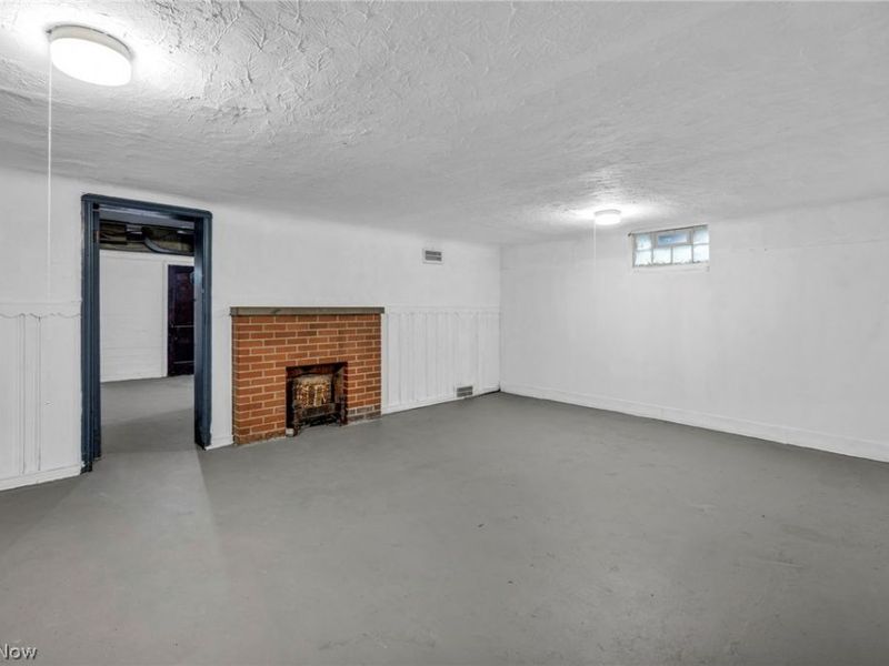 6610 Clark Avenue, Cleveland, OH 44102 Photo 22