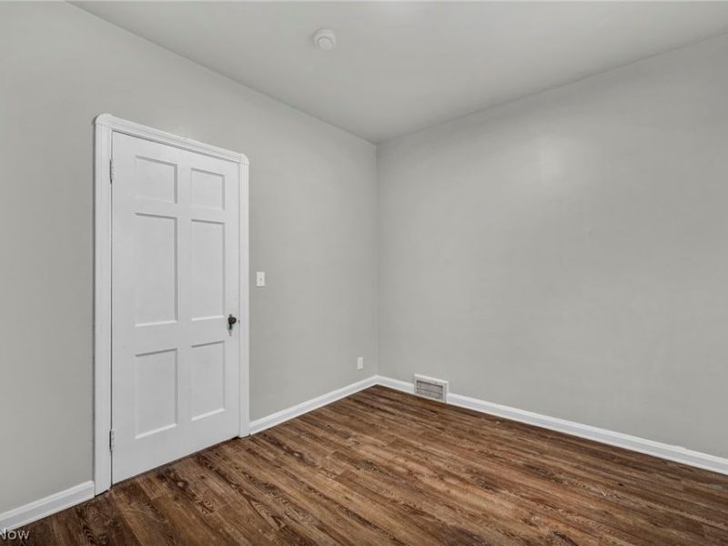 6610 Clark Avenue, Cleveland, OH 44102 Photo 22