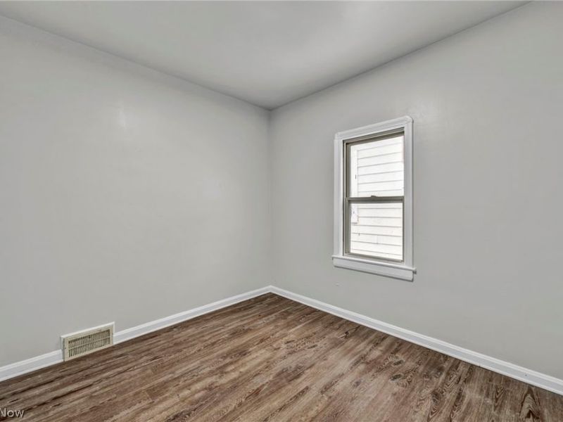 6610 Clark Avenue, Cleveland, OH 44102 Photo 23