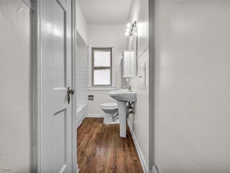 6610 Clark Avenue, Cleveland, OH 44102 Photo 25