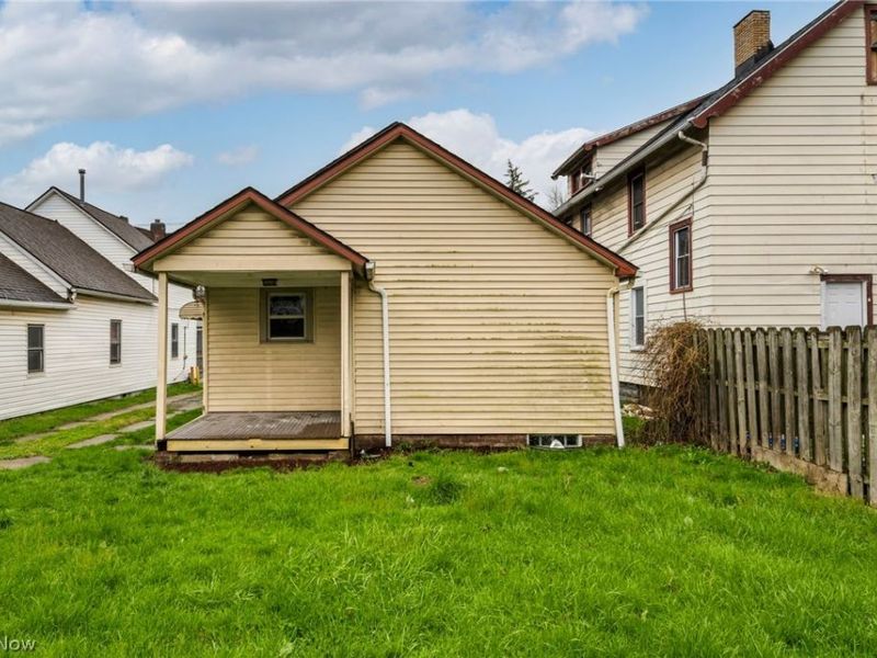 6610 Clark Avenue, Cleveland, OH 44102 Photo 28