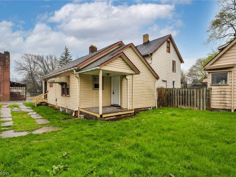 6610 Clark Avenue, Cleveland, OH 44102 Photo 29