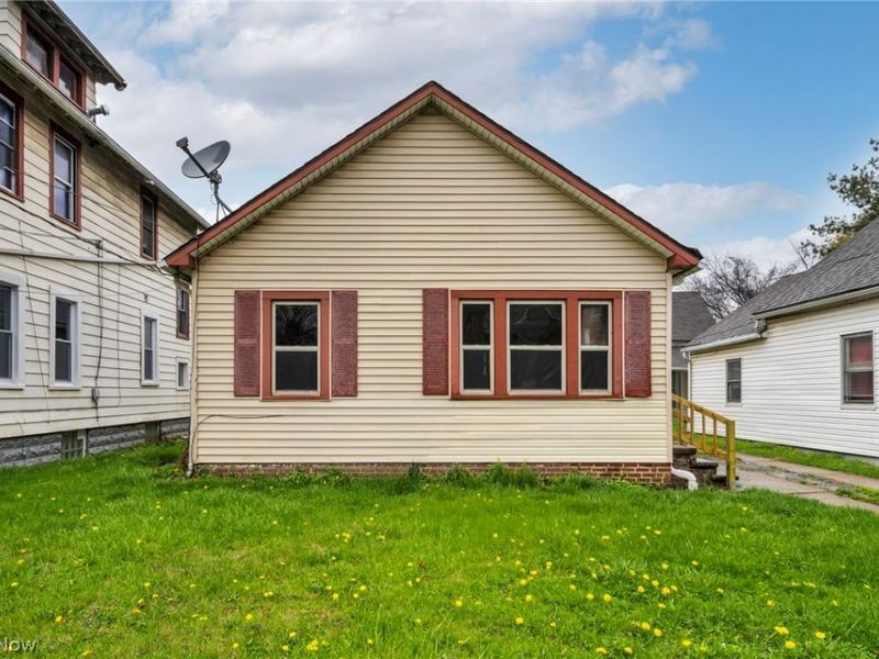 6610 Clark Avenue, Cleveland, OH 44102 Photo 3