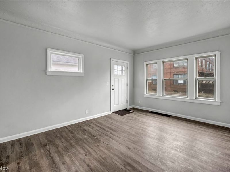 6610 Clark Avenue, Cleveland, OH 44102 Photo 5