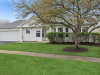 217 Kathryn Lane, North Aurora, IL 60542 primary photo