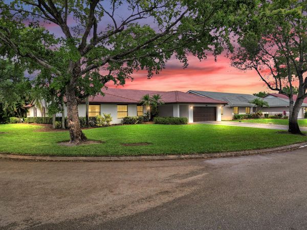 200 NW 121st Terrace, Coral Springs, FL 33071