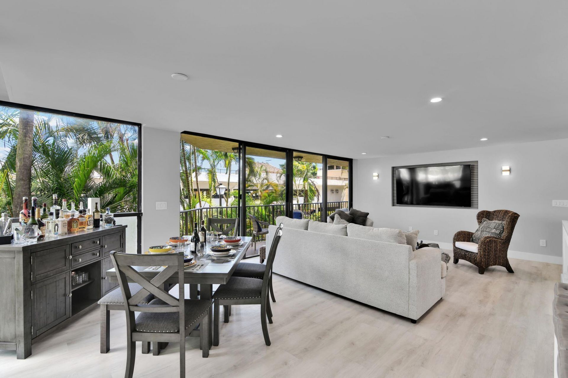 859 Jeffery St, Unit 202, Boca Raton, FL 33487 Photo