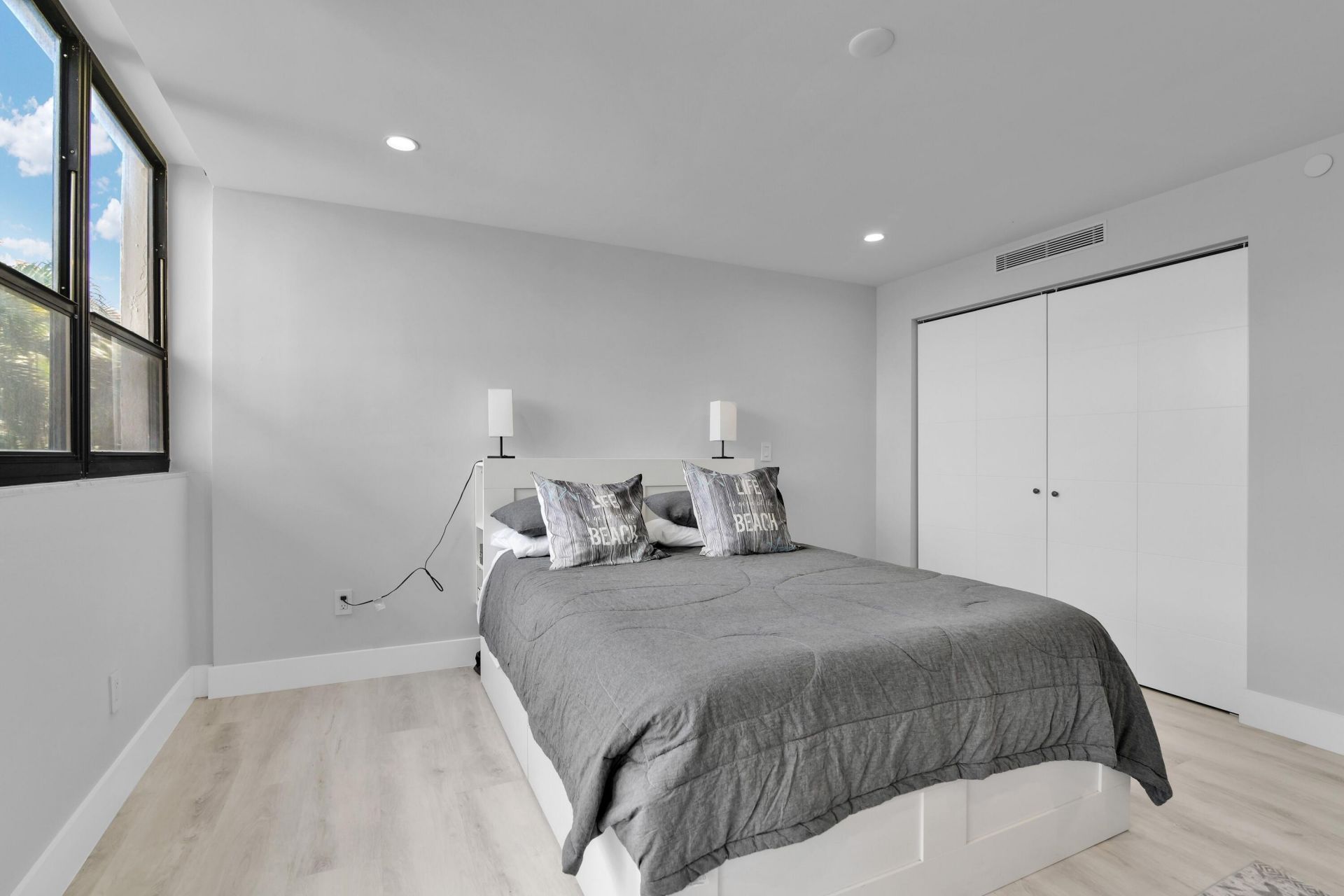 859 Jeffery St, Unit 202, Boca Raton, FL 33487 Photo