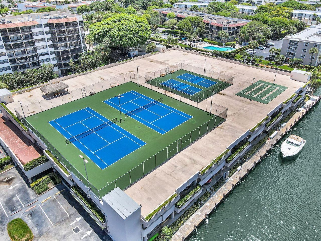 859 Jeffery St, Unit 202, Boca Raton, FL 33487 Photo