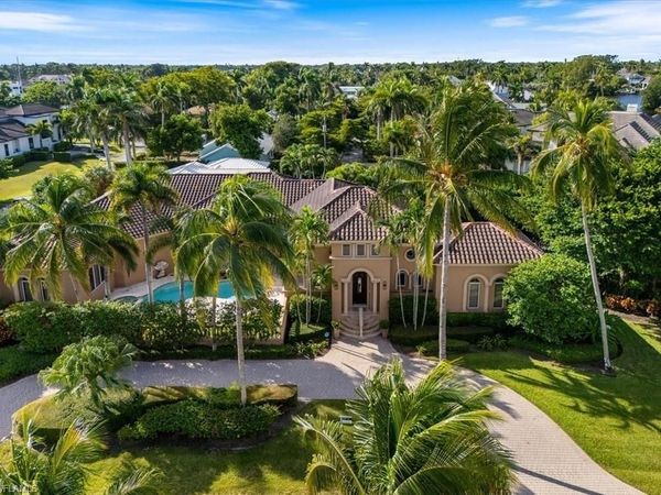 550 21st AVE S, NAPLES, FL 34102