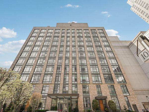 25 City Place , Unit 4B, White Plains, NY 10601