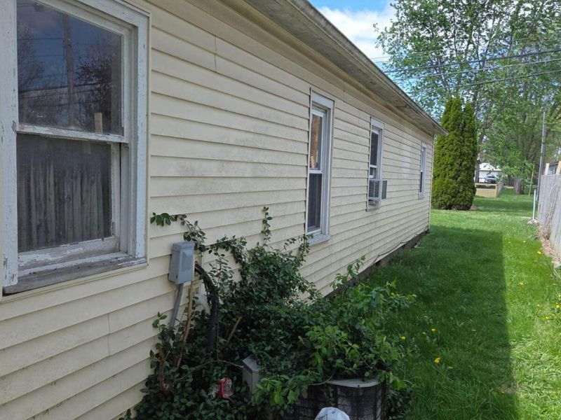 317 Long Street, Unit 12, Ashville, OH 43103 Photo 4