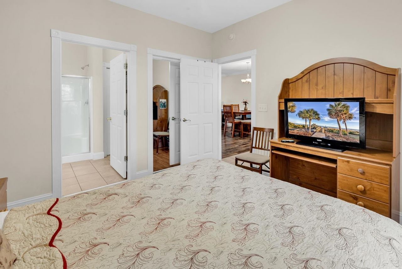 4817 Magnolia Lake Dr. Photo 17