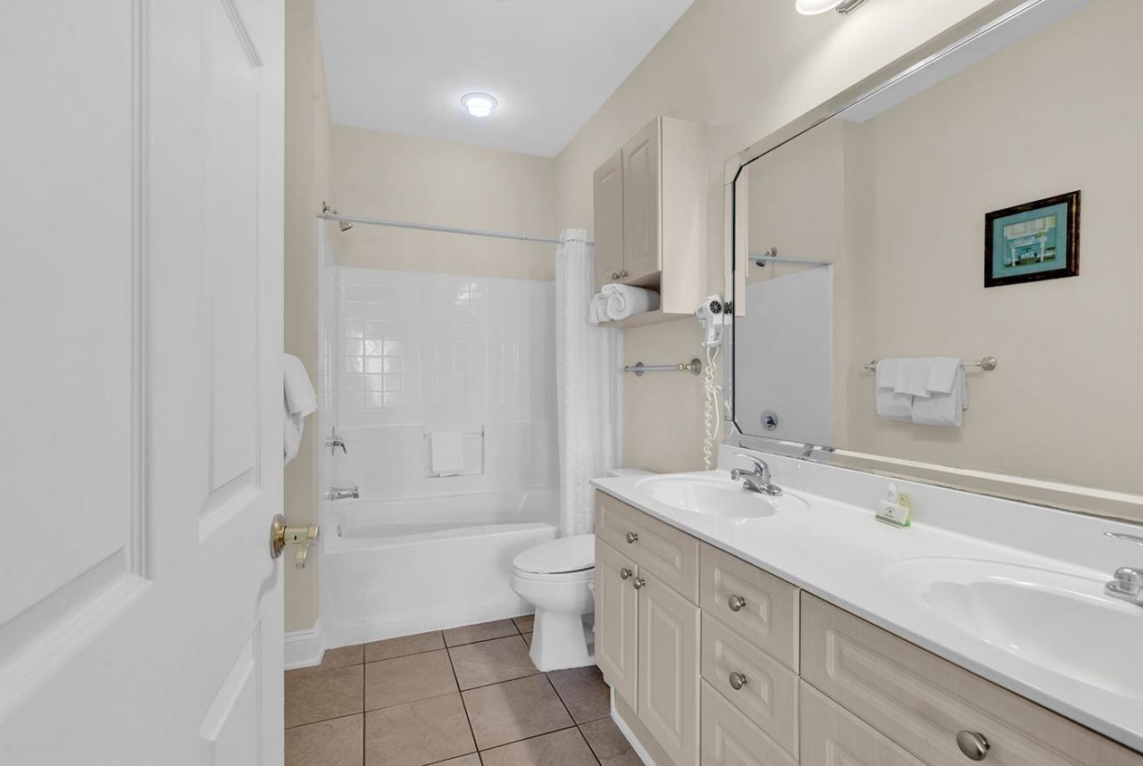 4817 Magnolia Lake Dr. Photo 26