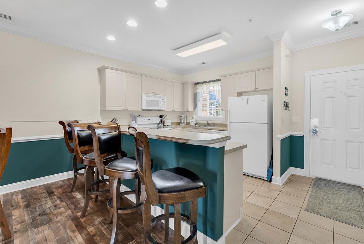 4817 Magnolia Lake Dr. Photo 8