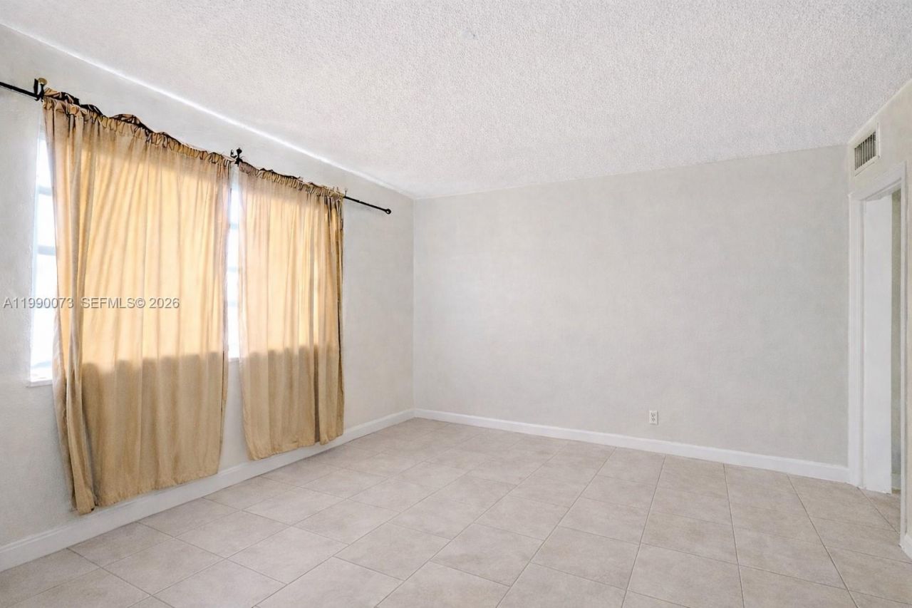 1225 NE 124th St, Unit 49C, North Miami, FL 33161 Photo