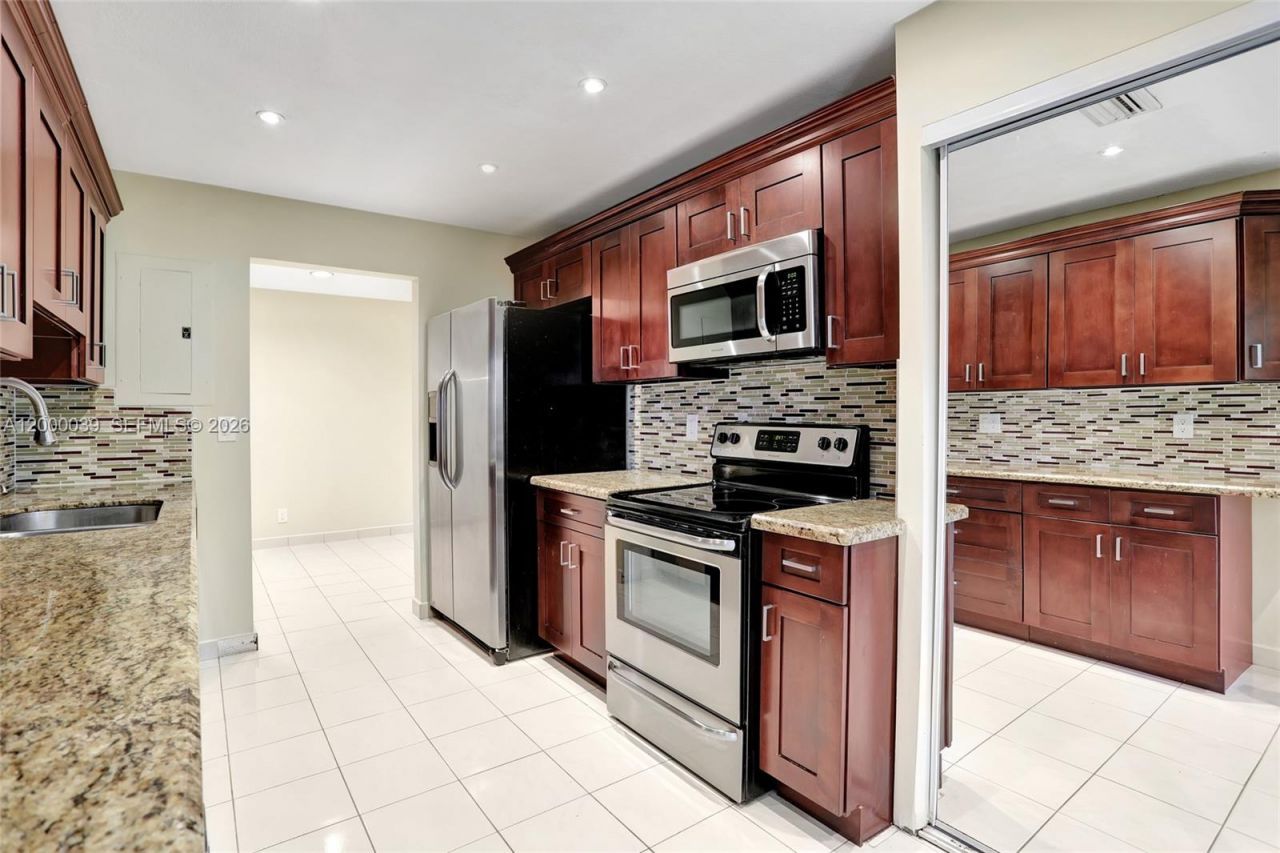 2215 NW 45th Ave, Unit 2215, Coconut Creek, FL 33066 Photo