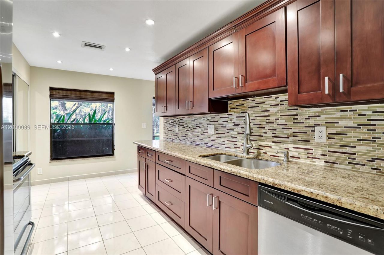 2215 NW 45th Ave, Unit 2215, Coconut Creek, FL 33066 Photo