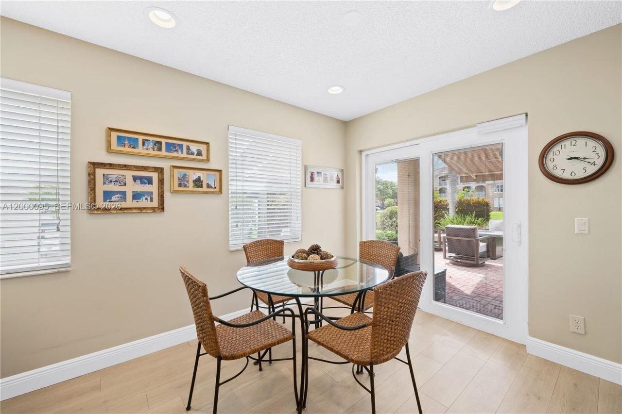 3844 NW 63rd Ter, Coral Springs, FL 33067 Photo