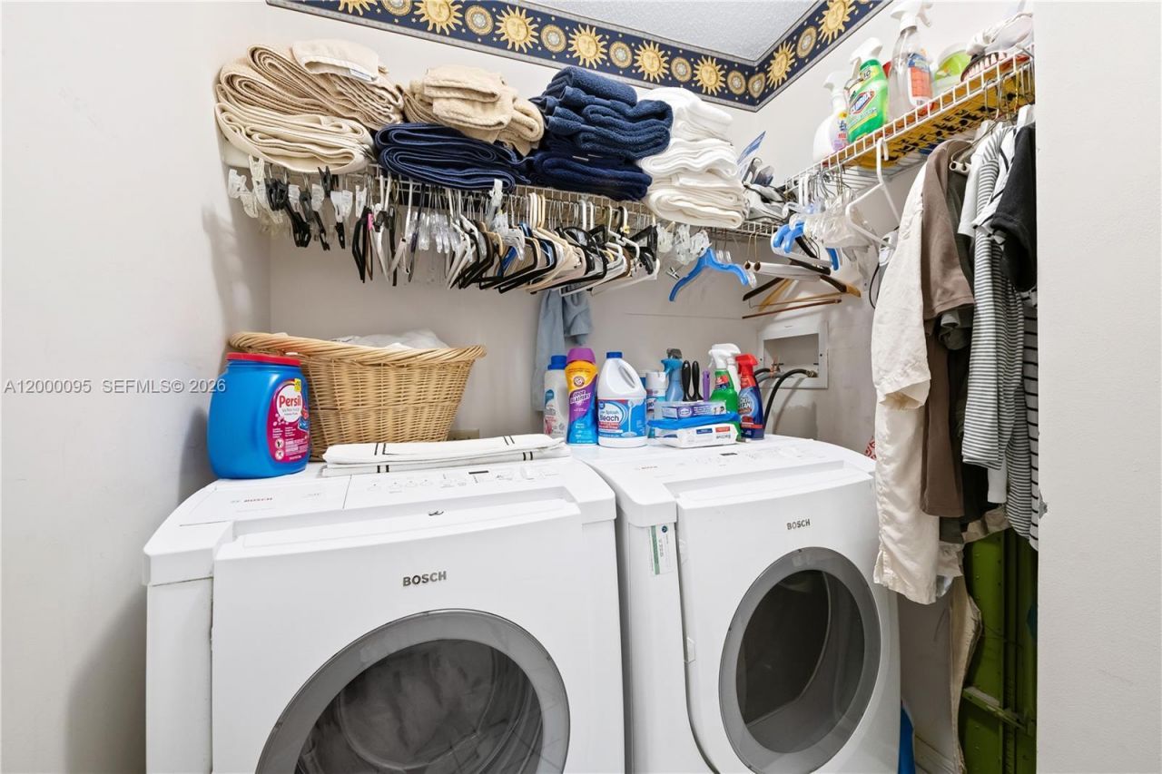 3844 NW 63rd Ter, Coral Springs, FL 33067 Photo