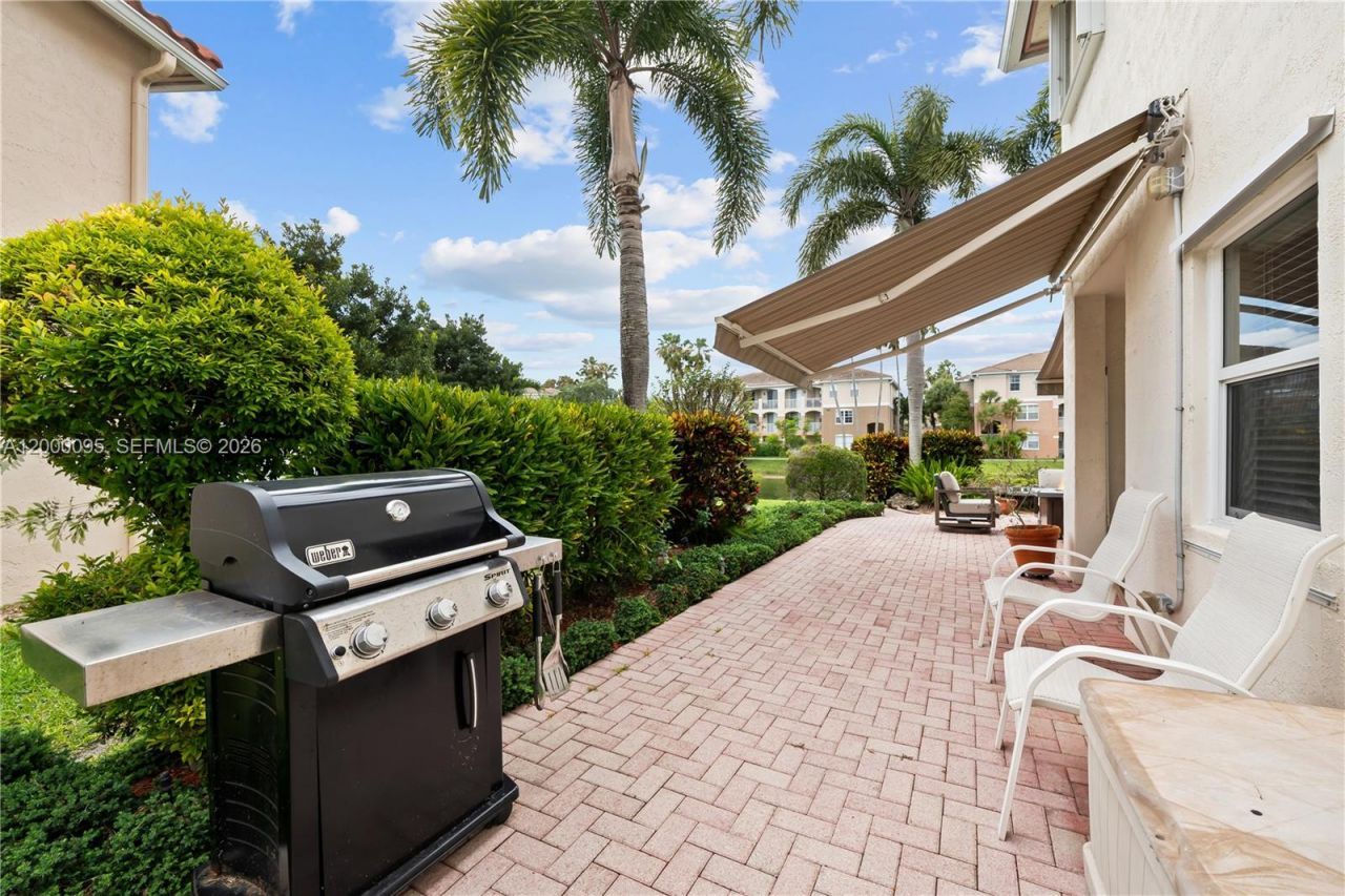 3844 NW 63rd Ter, Coral Springs, FL 33067 Photo