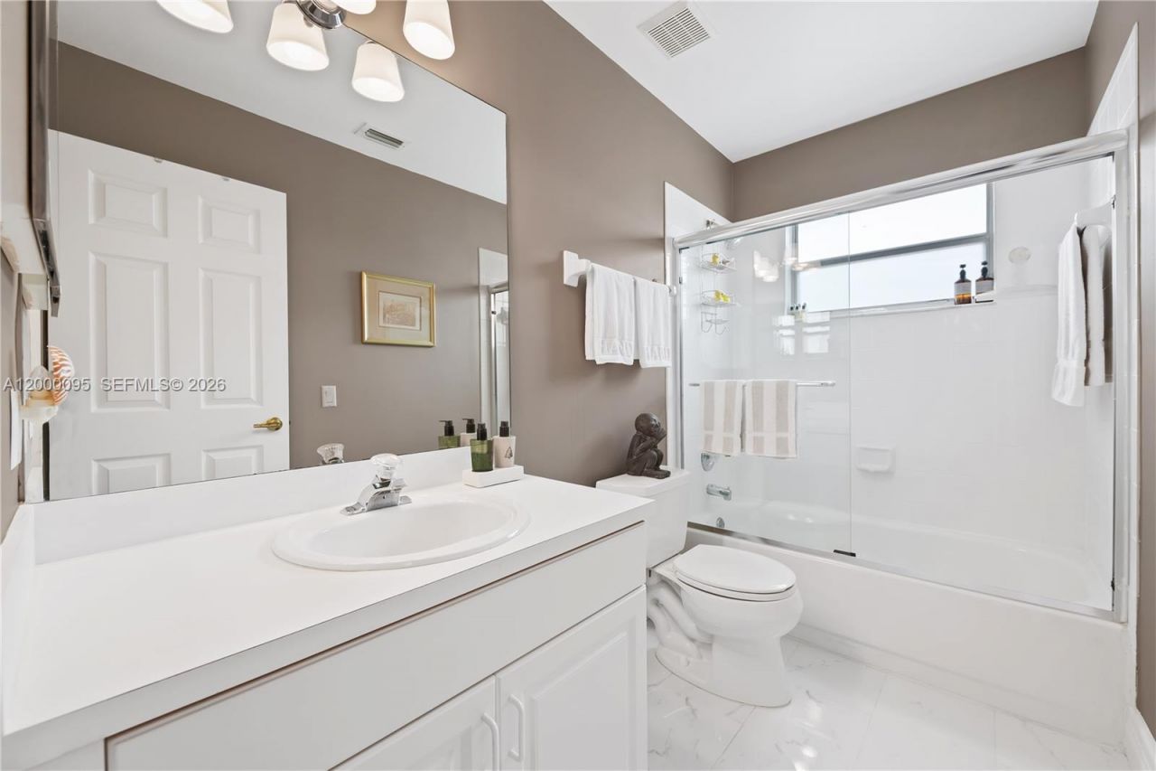 3844 NW 63rd Ter, Coral Springs, FL 33067 Photo