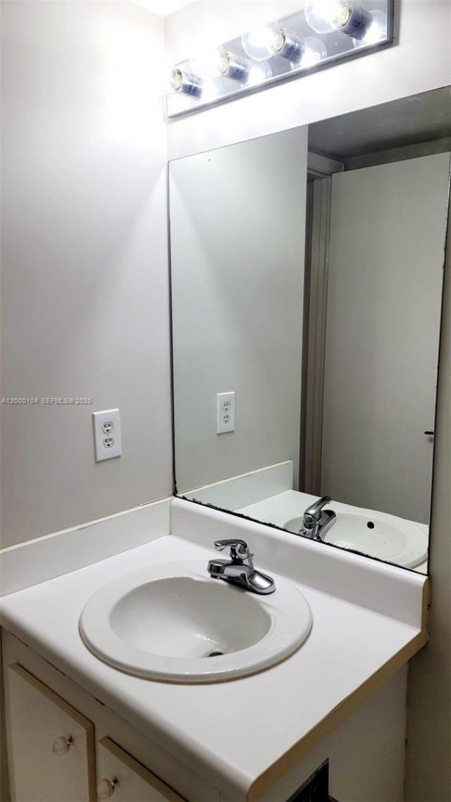 13255 SW 7th Ct, Unit 203D, Pembroke Pines, FL 33027 Photo