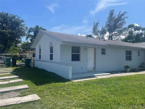 20044 SW 87th Pl, Unit -, Cutler Bay, FL 33189