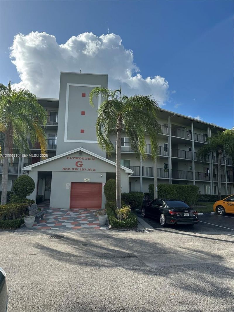 800 SW 137th Ave, Unit 404G, Pembroke Pines, FL 33027 Photo