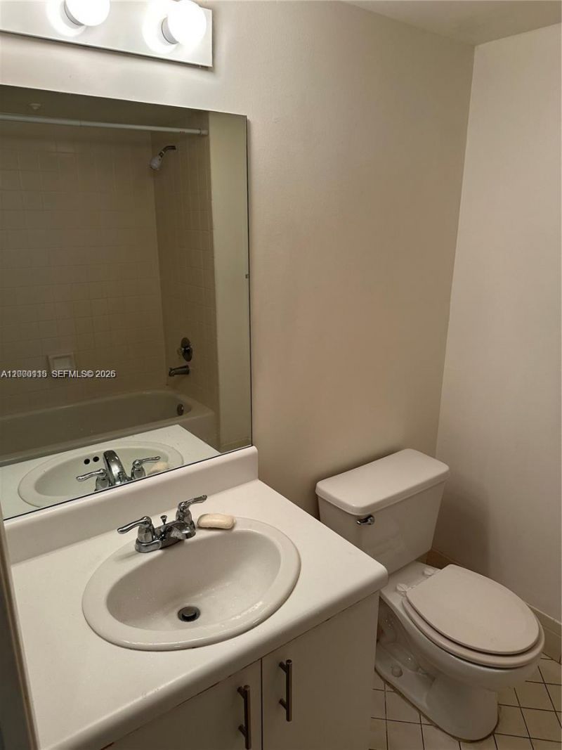 800 SW 137th Ave, Unit 404G, Pembroke Pines, FL 33027 Photo