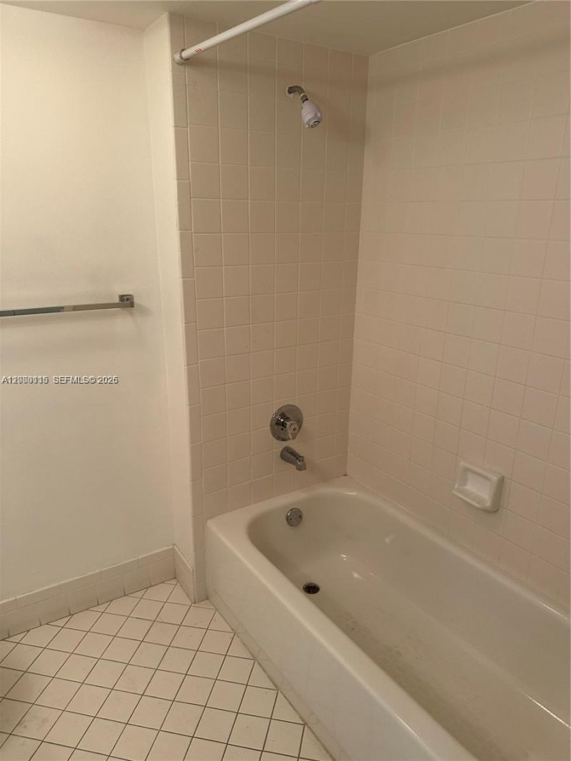 800 SW 137th Ave, Unit 404G, Pembroke Pines, FL 33027 Photo