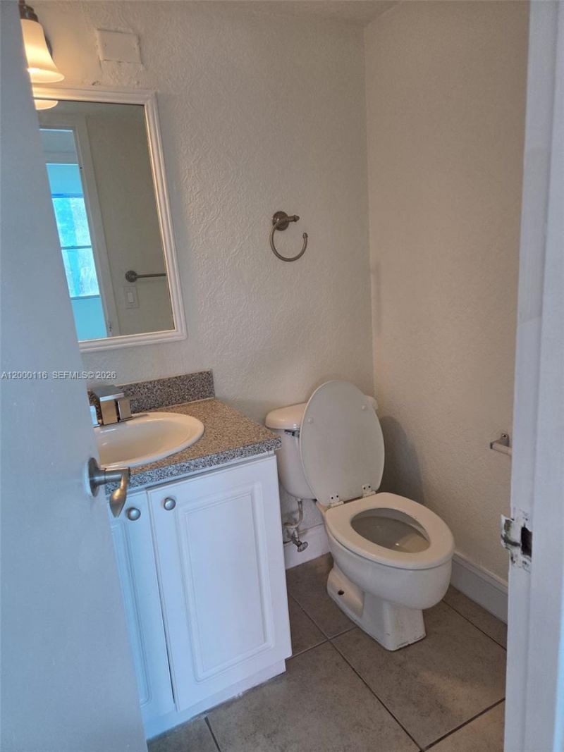 1800 Sans Souci Blvd, Unit 217, North Miami, FL 33181 Photo