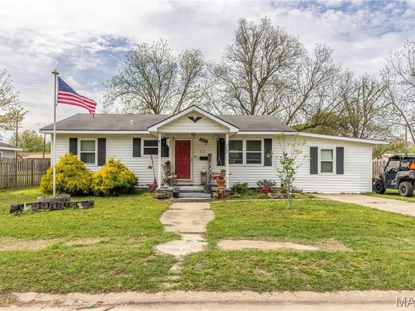 313 W Pine Street, East Prairie, MO 63845