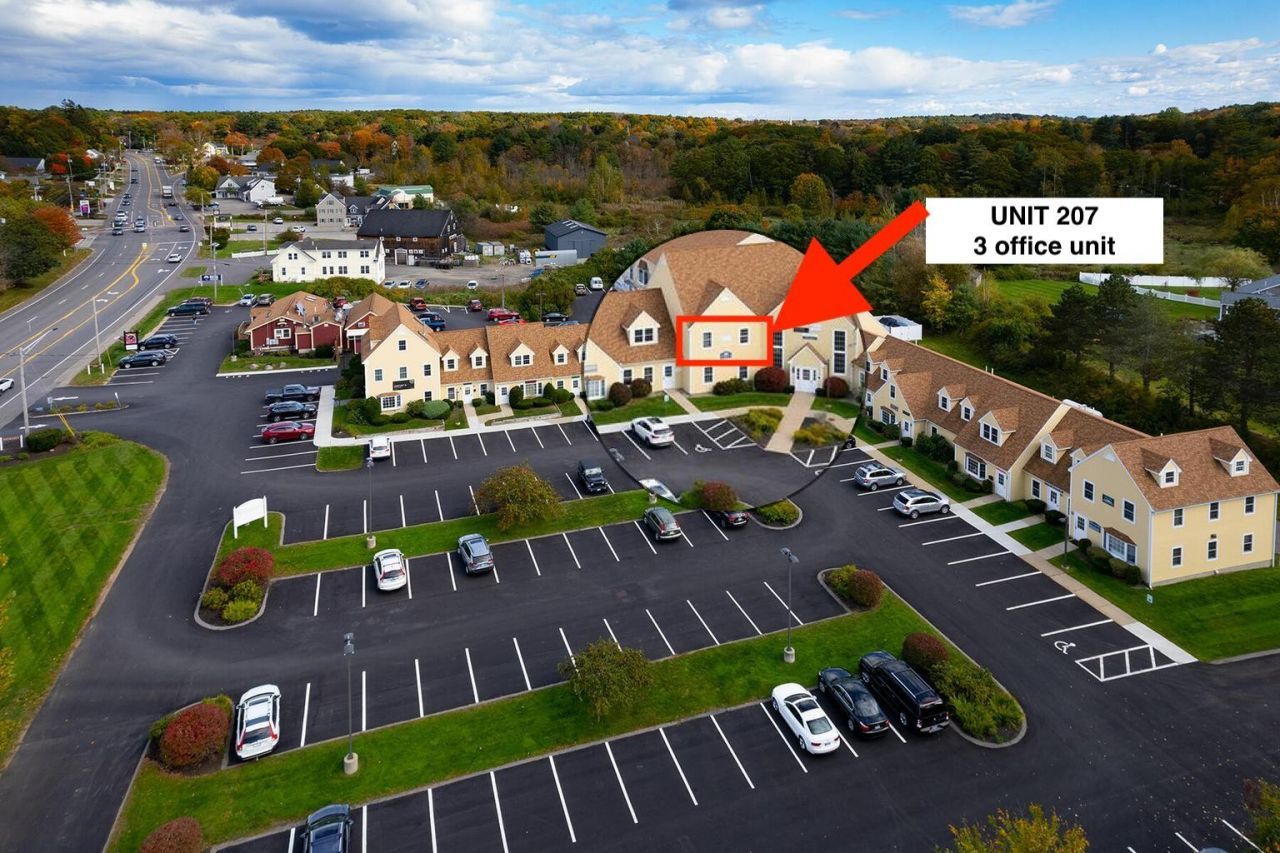 433 Us Route 1, Unit 207, York, ME 03909 Main Photo