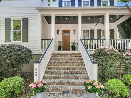1527 Wando Landing Street Charleston, SC 29492