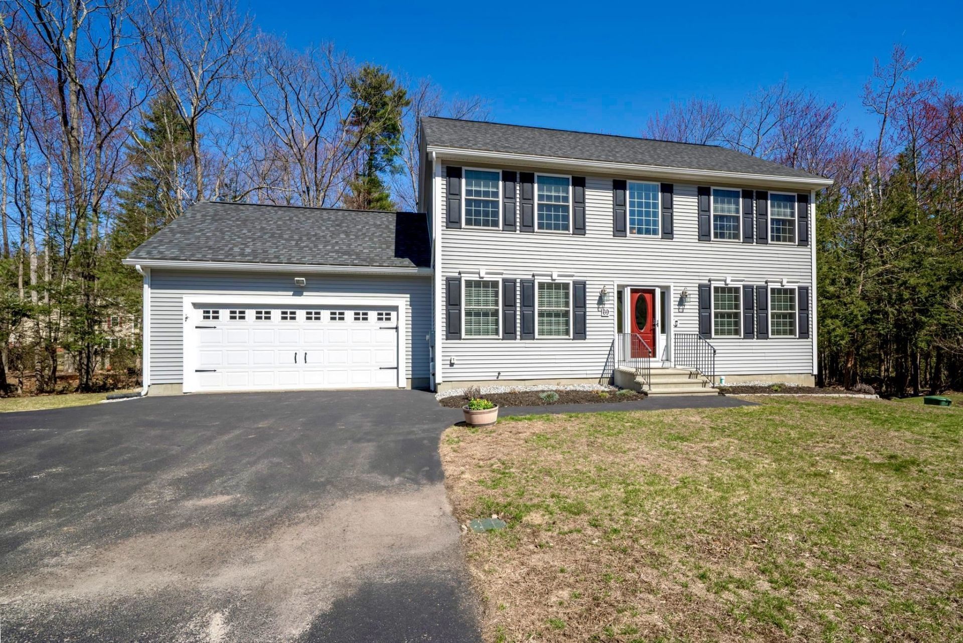 69 Falcon Ridge Road, Milford, NH 03055 Main Photo