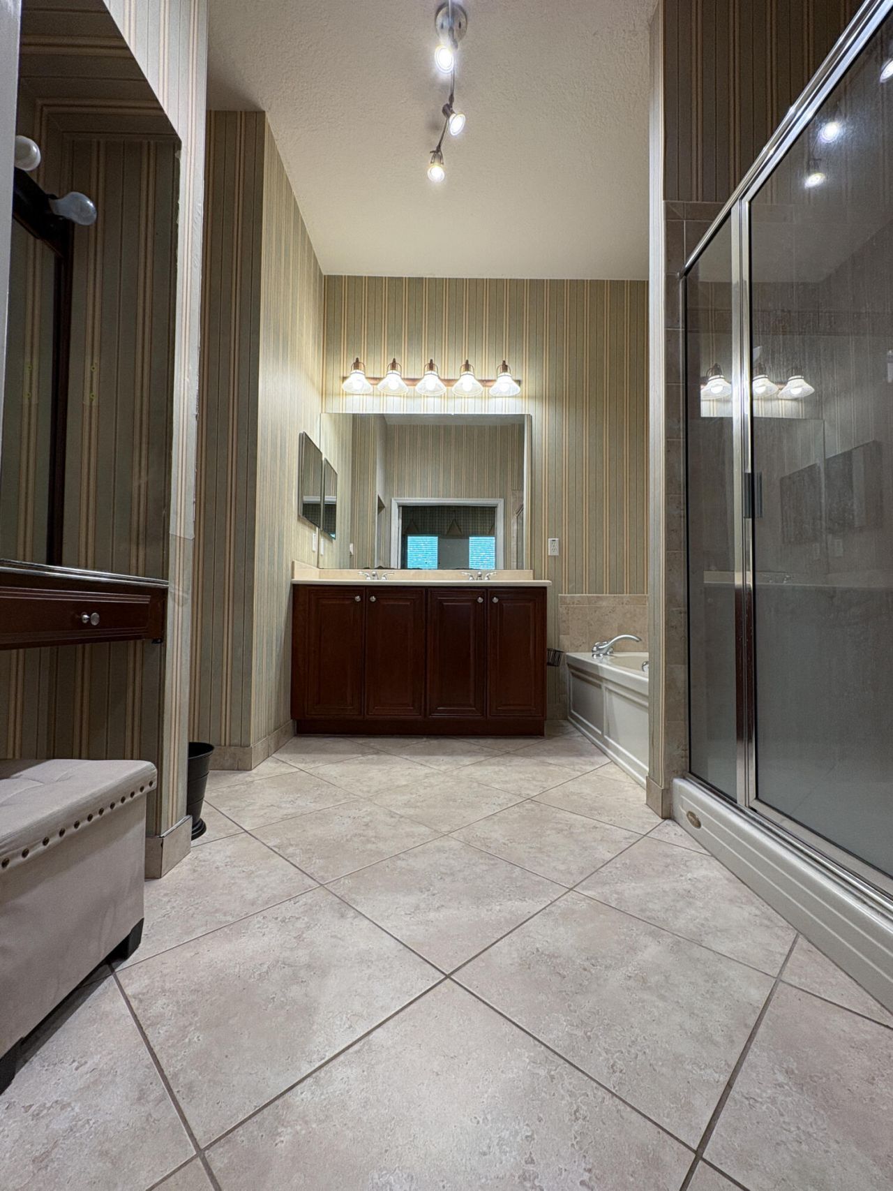 4991 Bonsai Circle, Unit 111, Palm Beach Gardens, FL 33418 Photo