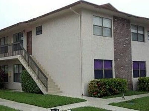 10050 Winding Lake Road, Unit 103, Sunrise, FL 33351
